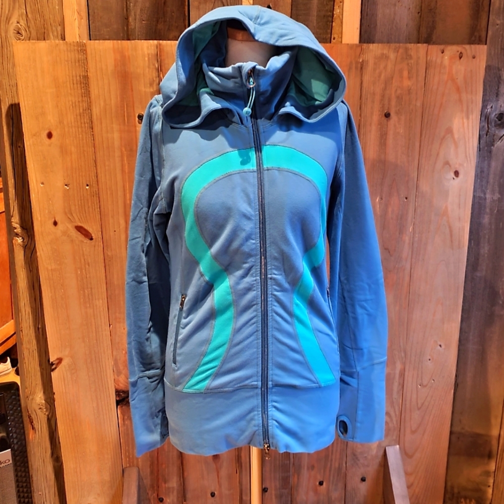 Women’s Hooded Zip-Up Jacket in Teal and Aqua